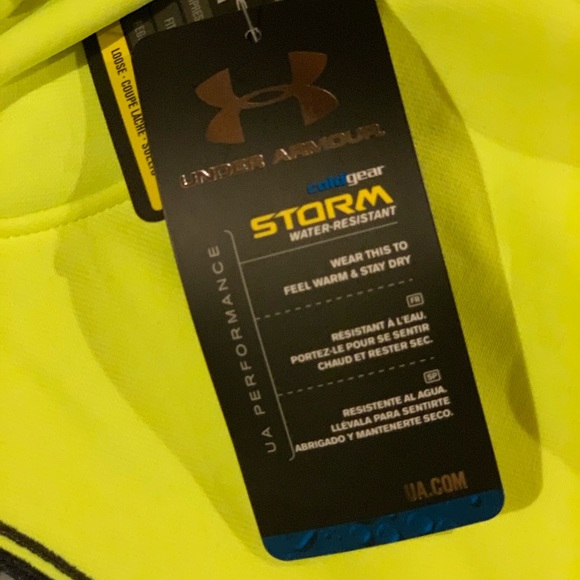 Brand New Under Armour storm hoodie size Medium - Picture 2 of 2
